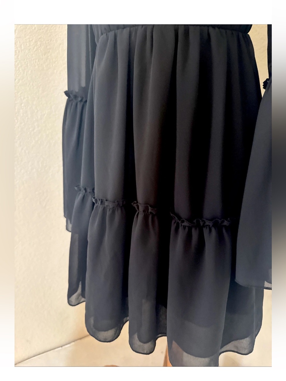 Women’s Black Plunging Neck Frill Ruffle Hem Chiffon Dress Size XL - Picture 13 of 16